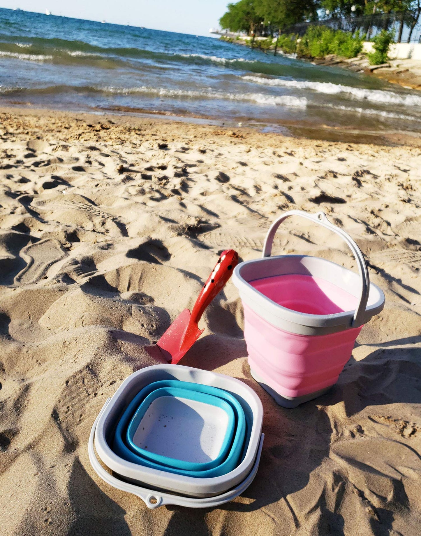 SAMMART 2.6L (0.68 Gallon) Super Mini Sqare Collapsible Plastic Bucket - Foldable Square Tub - Portable Fishing Water Pail - Space Saving Outdoor Waterpot