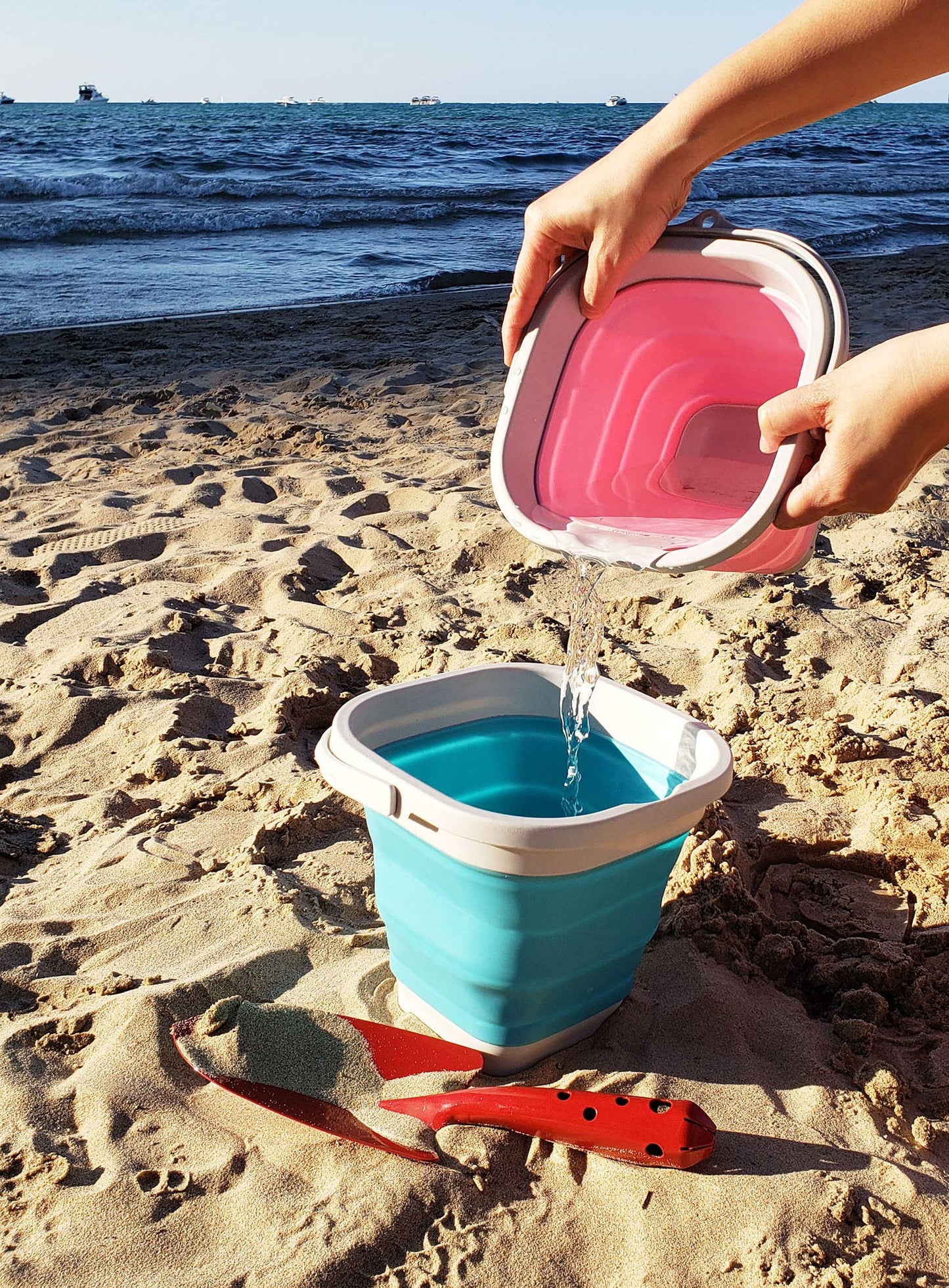 SAMMART 2.6L (0.68 Gallon) Super Mini Sqare Collapsible Plastic Bucket - Foldable Square Tub - Portable Fishing Water Pail - Space Saving Outdoor Waterpot