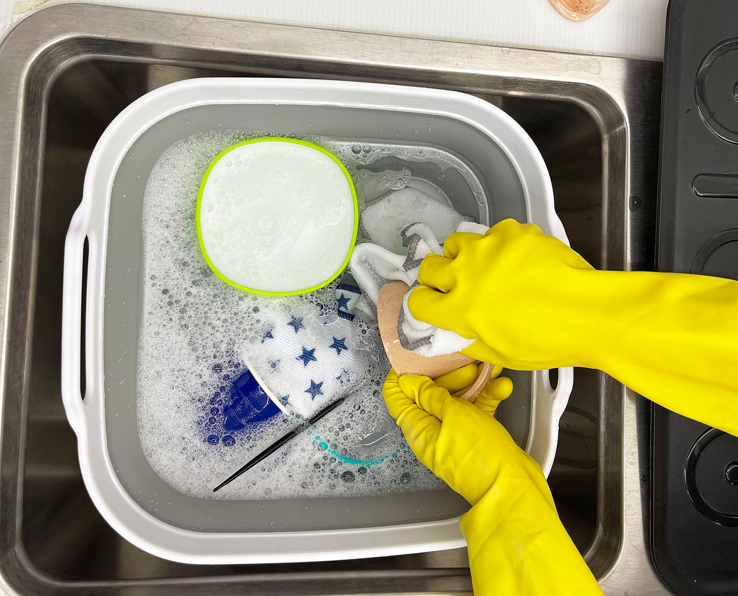 SAMMART 10L (2.6 gallons) Collapsible Plastic Washing Tub with Draining Plug - Foldable Dishpan - Portable Washing Tub/Basin - Pop Up Saving Kitchen Storage