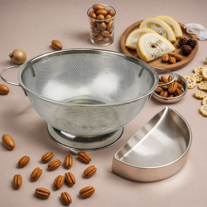 SAMMART 10 inches Perforated Stainless Steel Sheet Colander with Handle - Strainer for Pasta, Noodle and Fruits