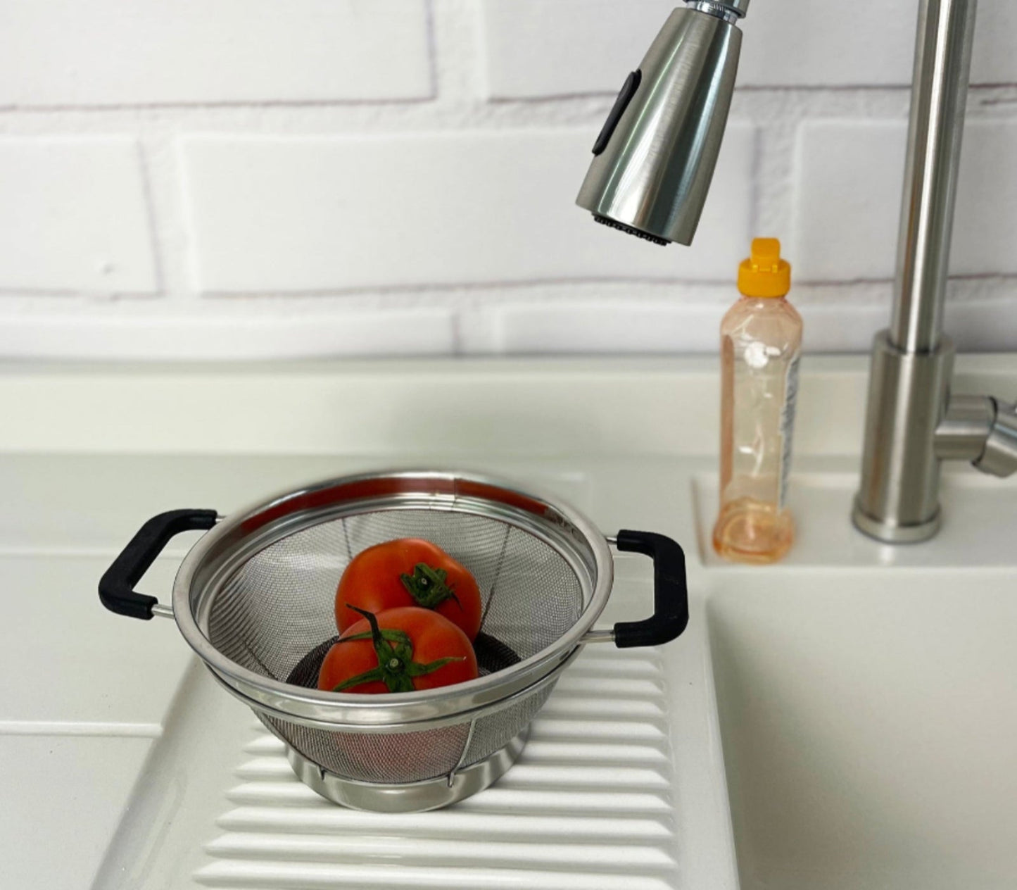 SAMMART Set of 2 Stainless Steel Mesh Colander with Black Silicone Handle - Strainer for Pasta, Noodle and Fruits